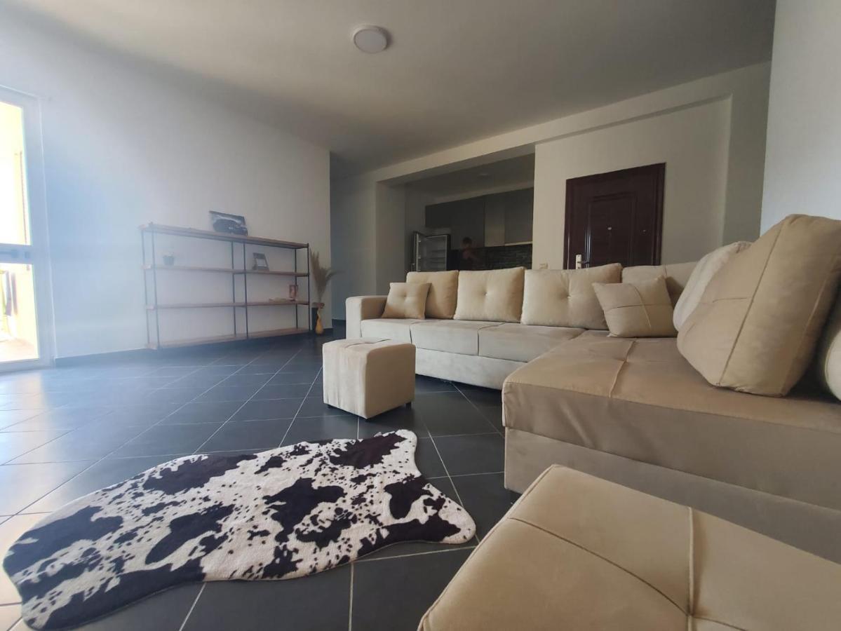 Apartments Big Family Durres Bagian luar foto